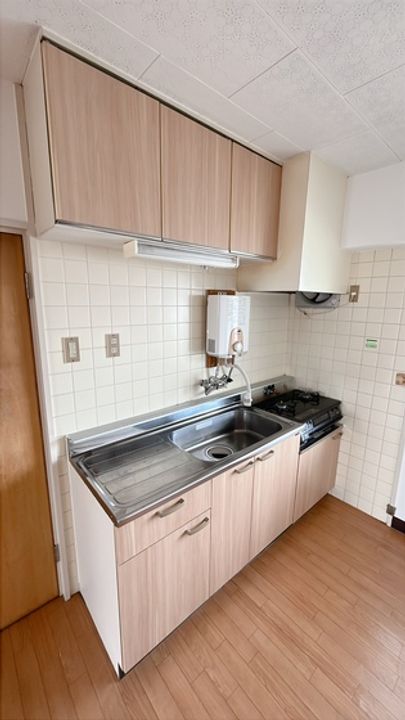 第三耐火ビルのキッチン