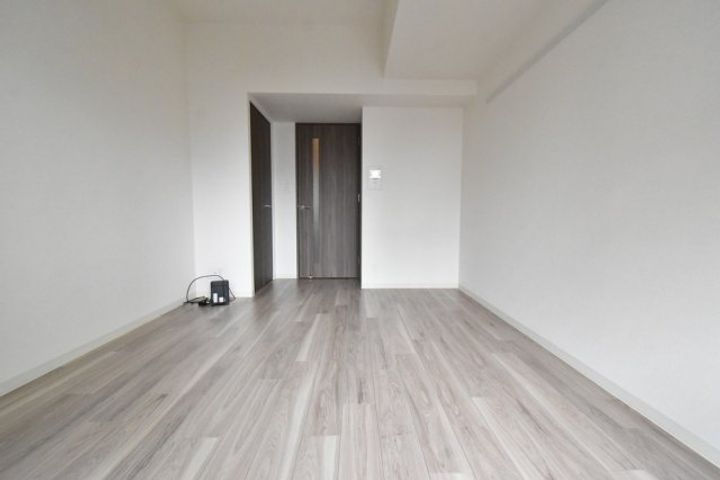 ディームス江坂の居間