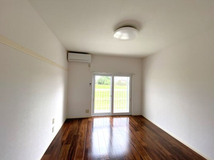 千葉県東金市求名(アパート)の賃貸物件の居間