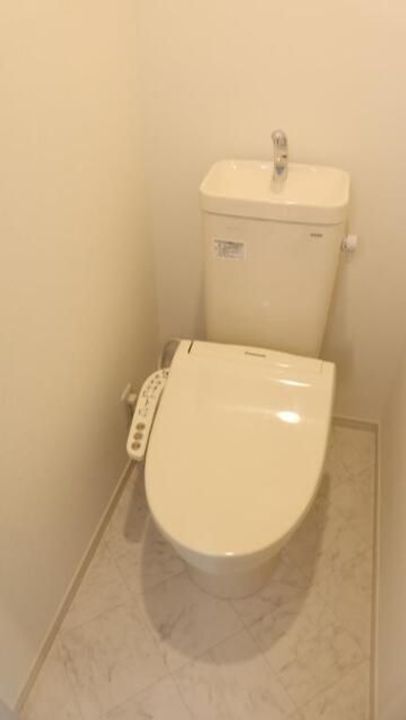 FERIO仲宿の内装