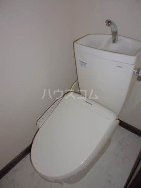 ファミール先生の内装