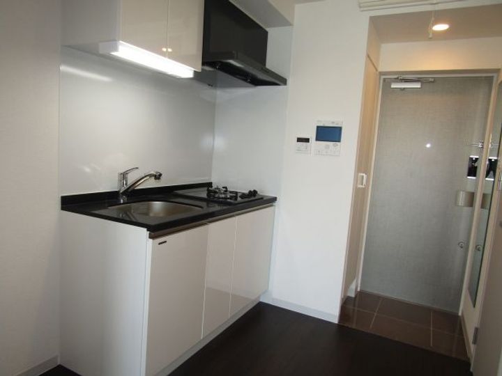DOUBLE NINE RESIDENCE TENNOJIMINAMIのキッチン