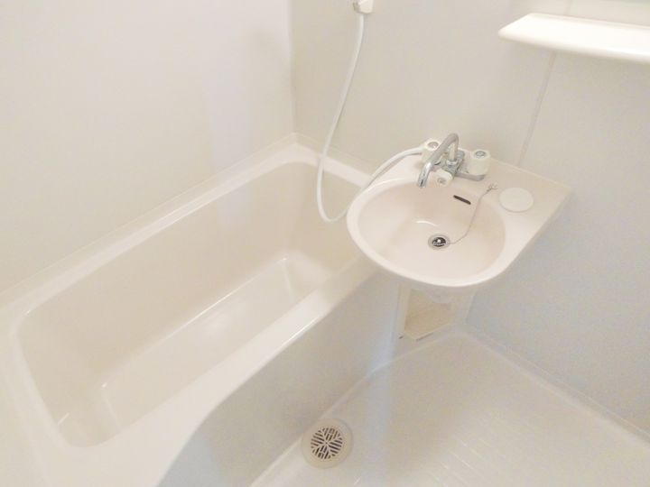 2026年日大新入生向け10帖1Kの風呂