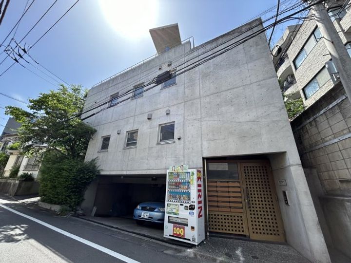 カサブローテの外観