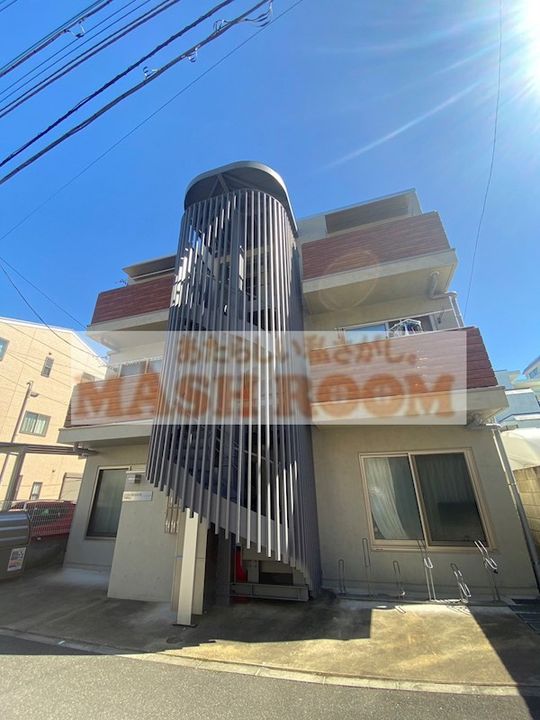 東京都中野区本町3(マンション)の賃貸物件の外観