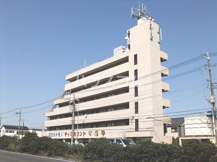 ウィリアムヒルズ本厚木の外観