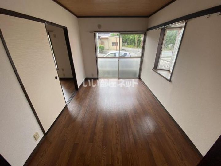 埼玉県加須市花崎1(アパート)の賃貸物件の居間