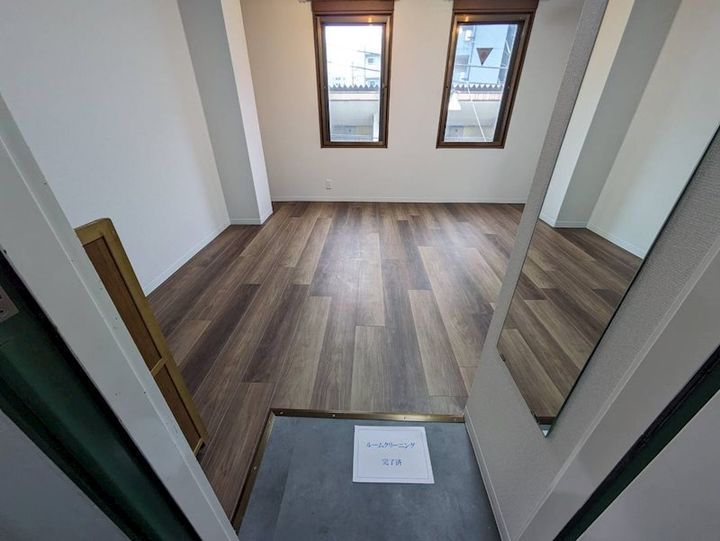 C.G.フラットの玄関