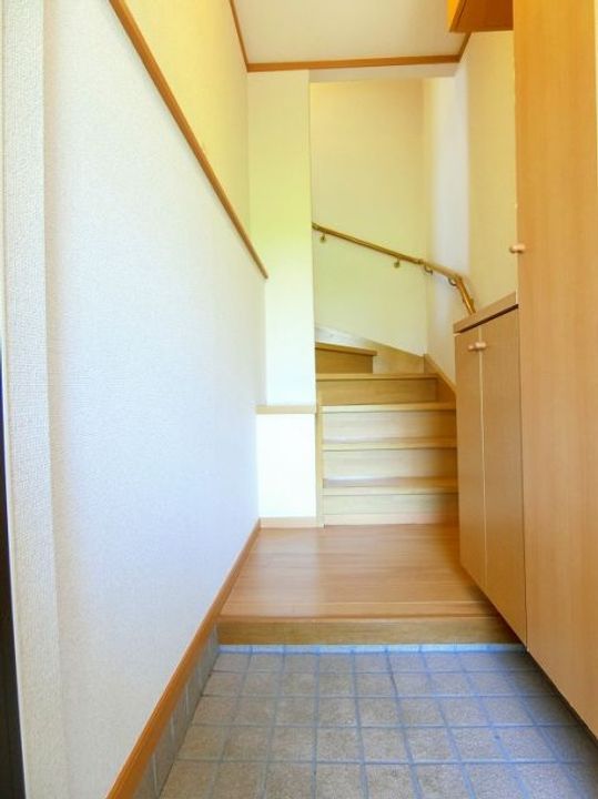 群馬県みどり市笠懸町阿左美(アパート)の賃貸物件の玄関