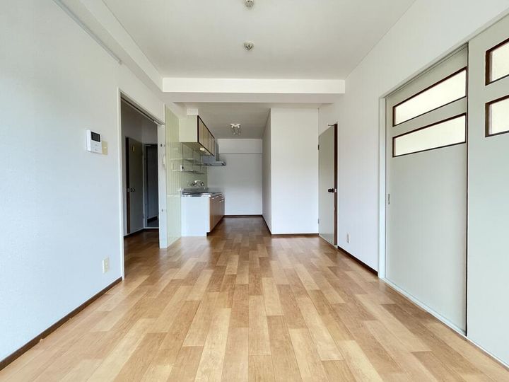 ジョイフル昭栄の内装