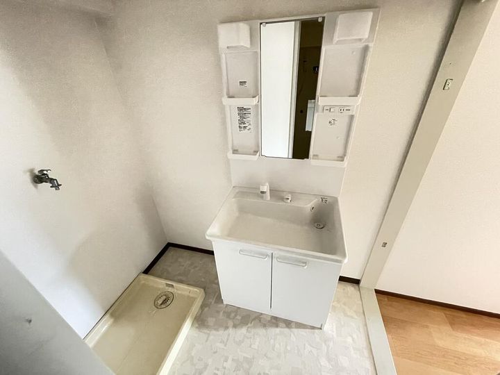 ジョイフル昭栄の内装