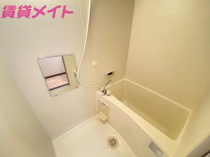 三重県鈴鹿市岸岡町(一戸建)の賃貸物件の風呂