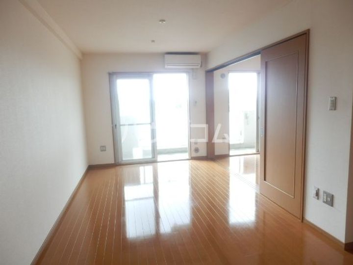 ピーノドゥーエの居間