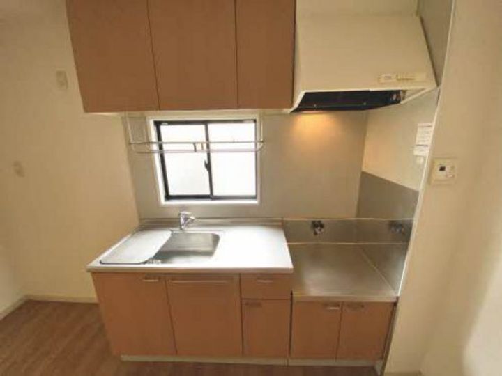 クレール五日市駅前 B棟のキッチン