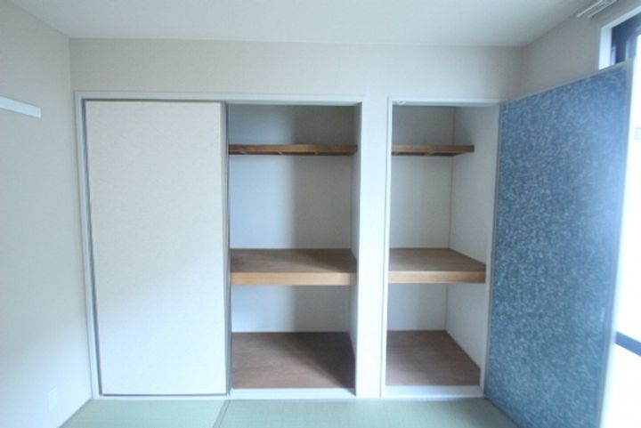 クレール五日市駅前 B棟の内装