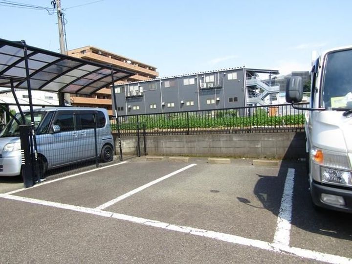 神奈川県横浜市鶴見区駒岡5(アパート)の賃貸物件の地図