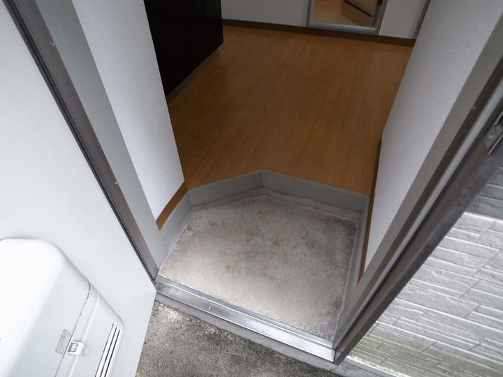 (全室角部屋)923倶楽部ハウスの玄関