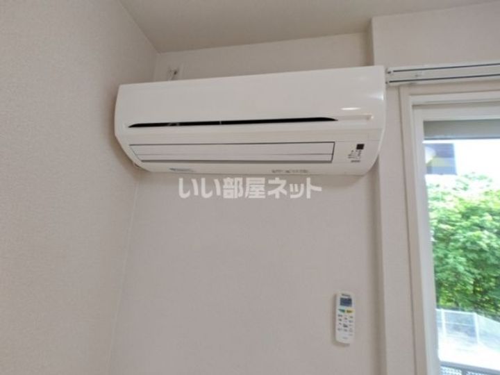 ヴィレッジロイヤル中央台吉野谷 Bの内装