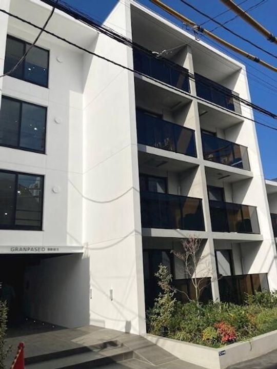 東京都新宿区大久保2(マンション)の賃貸物件の外観