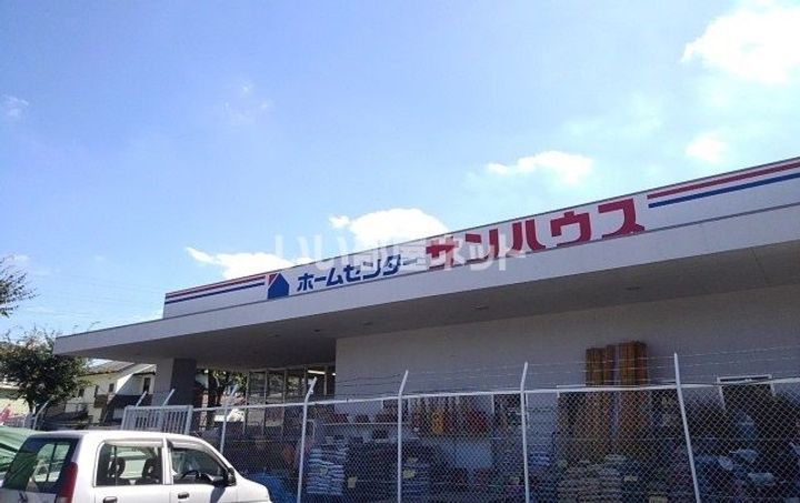 プルミエの周辺