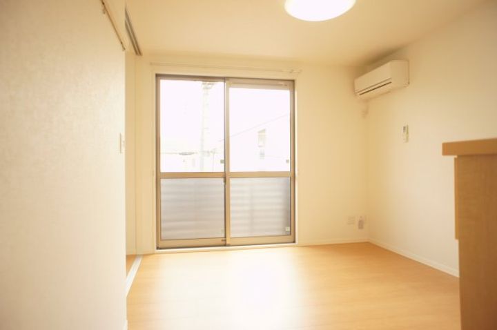 マストライフ高崎貝沢の居間