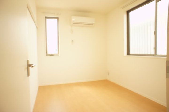 マストライフ高崎貝沢の居間