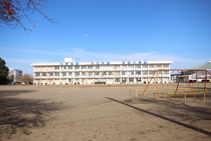 カーサ・レガロの周辺