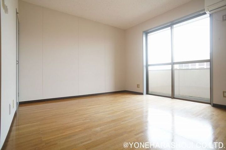 ラポール五台の居間