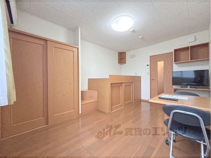 レオパレスTukasaの居間