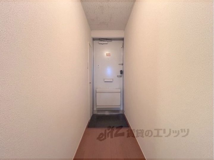 レオパレスTukasaの玄関