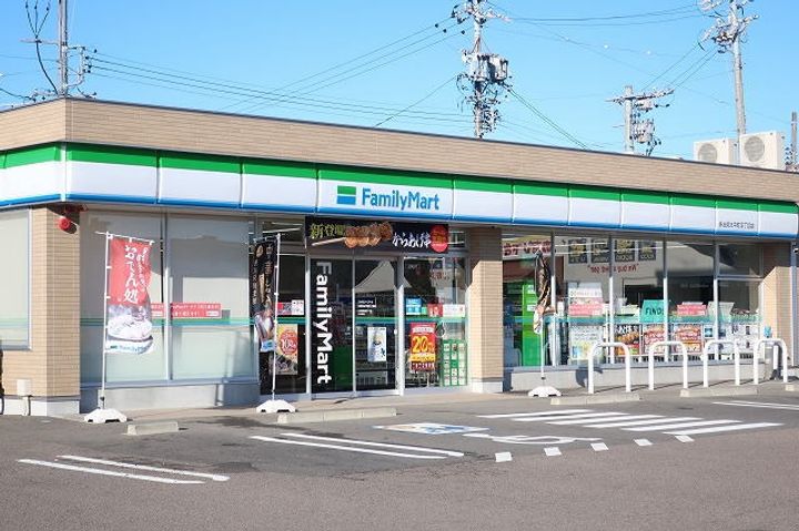 シャンポール喜多の周辺