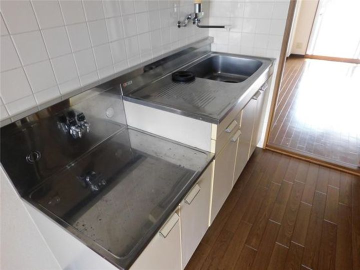 キャステルIIS棟のキッチン