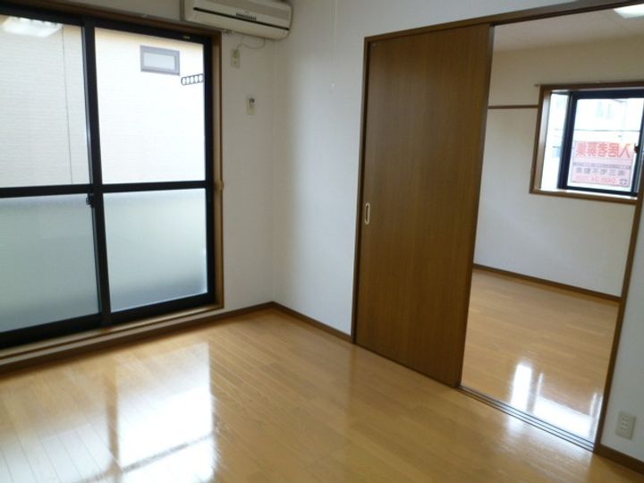 メゾンS・Tの居間