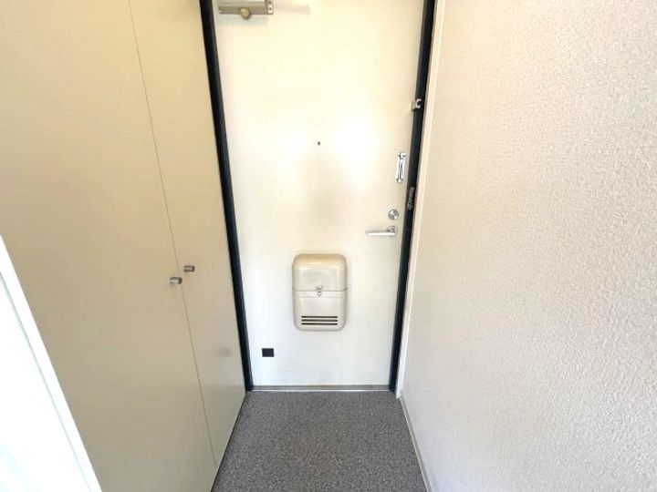 エスパシオ古川橋Iの玄関