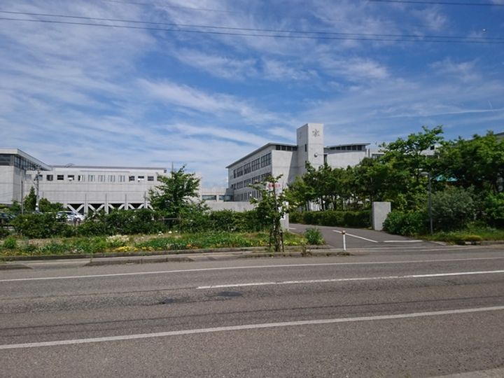 エコガーデン三条 B棟の周辺