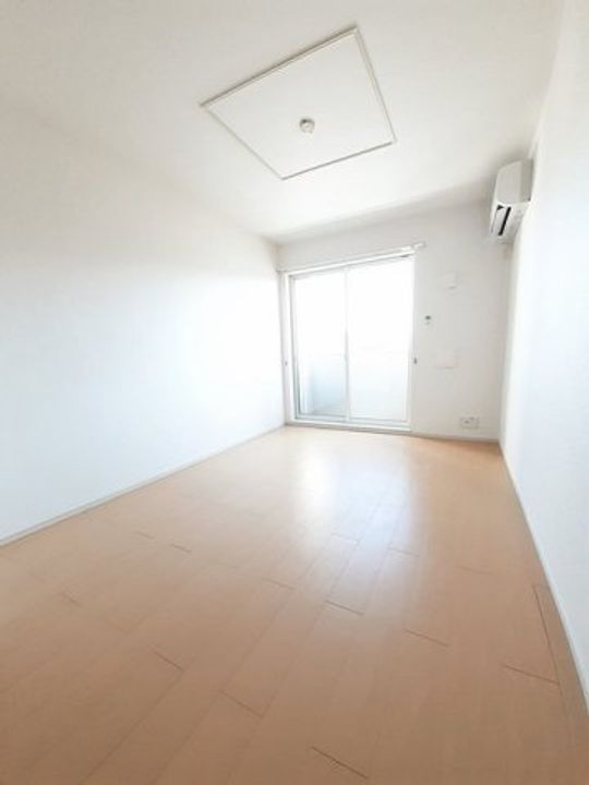 コート・ヤード IV Bの居間