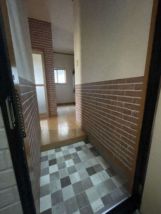 ホンマハイツII リ フ ォ ー ム 済 みの玄関