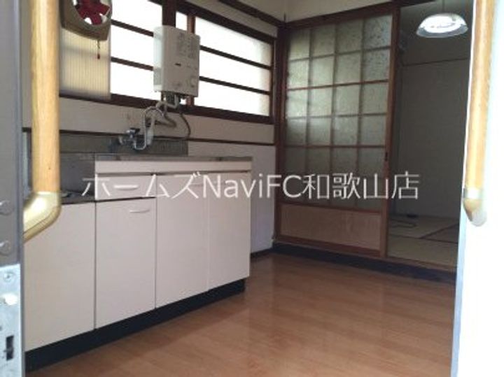 和歌山県和歌山市和歌浦中2(一戸建)の賃貸物件の居間