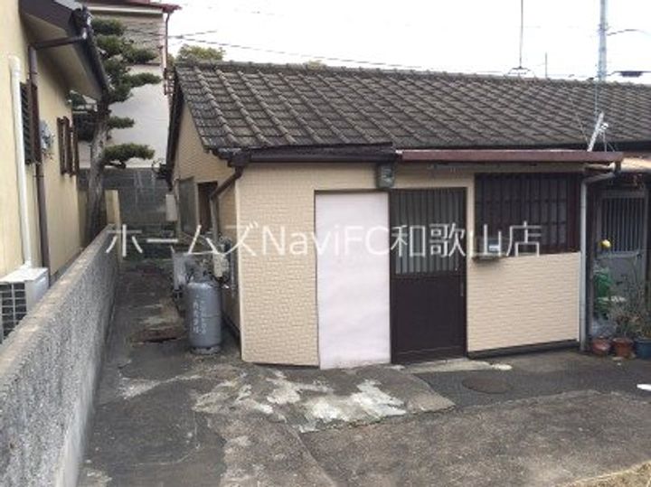 和歌山県和歌山市和歌浦中2(一戸建)の賃貸物件の外観