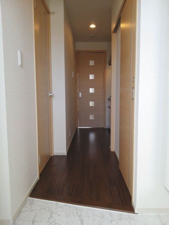 パークサイド Kの玄関