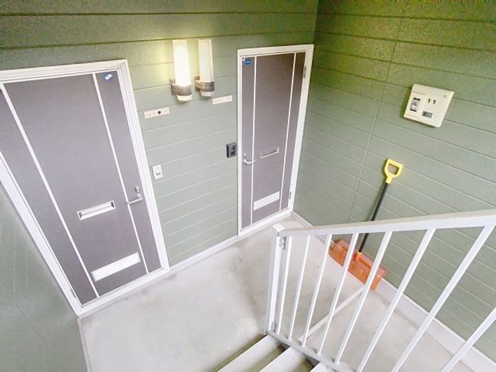 レピュート長岡Aの地図