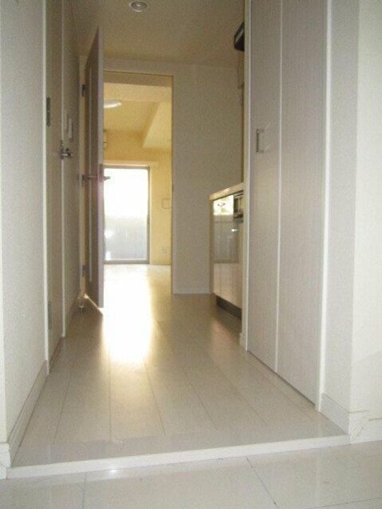 グランド・ガーラ横濱桜木町の玄関