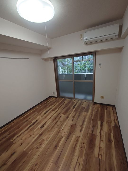 スカイコート新宿新都心第二の内装