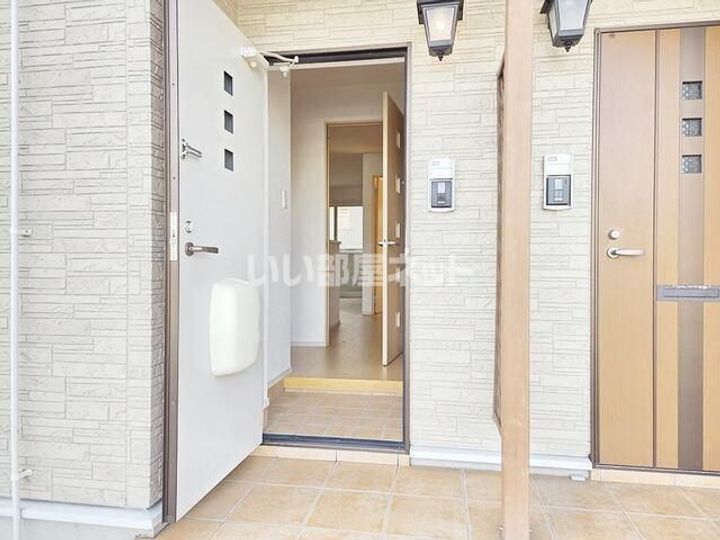 ライジング・サン 野方の玄関