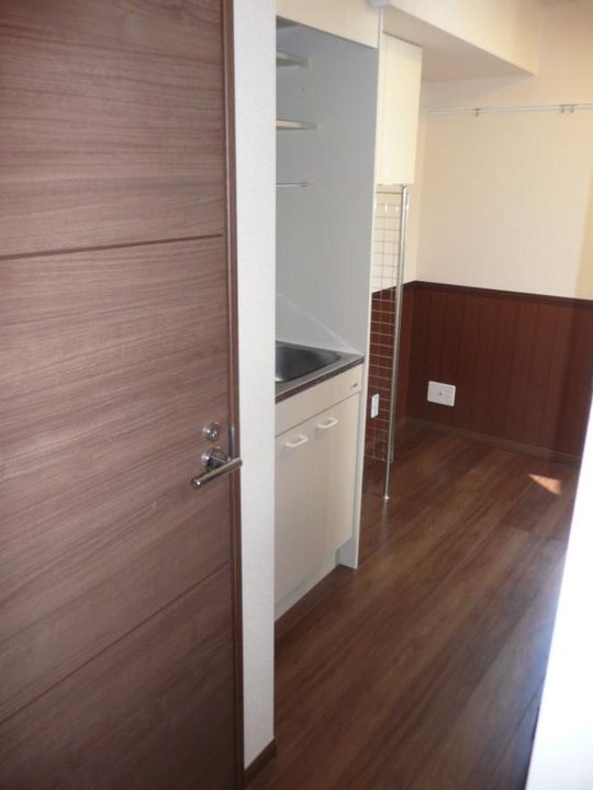 アーバンプレイス北新宿205号室の居間