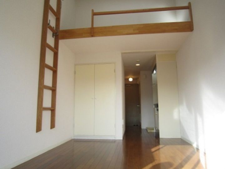 プチメゾン蛍の居間