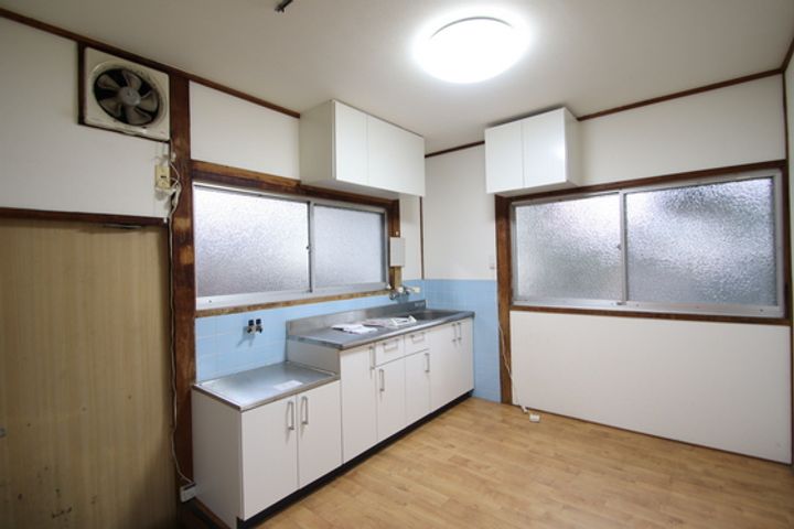 岡山県岡山市南区福富中2(一戸建)の賃貸物件のキッチン