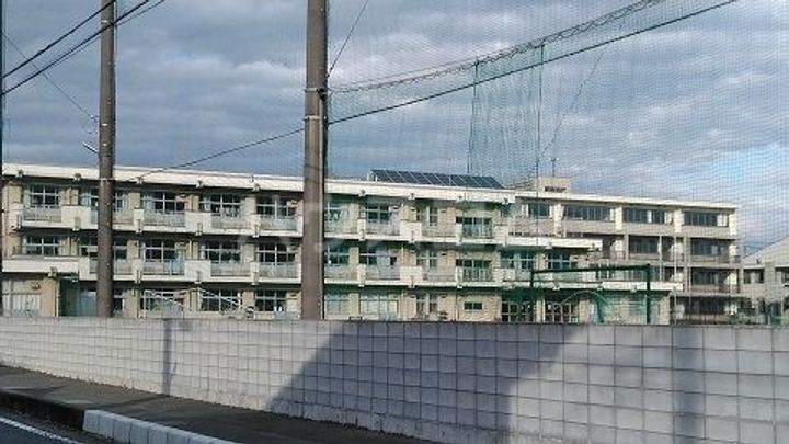 シャトレMの周辺