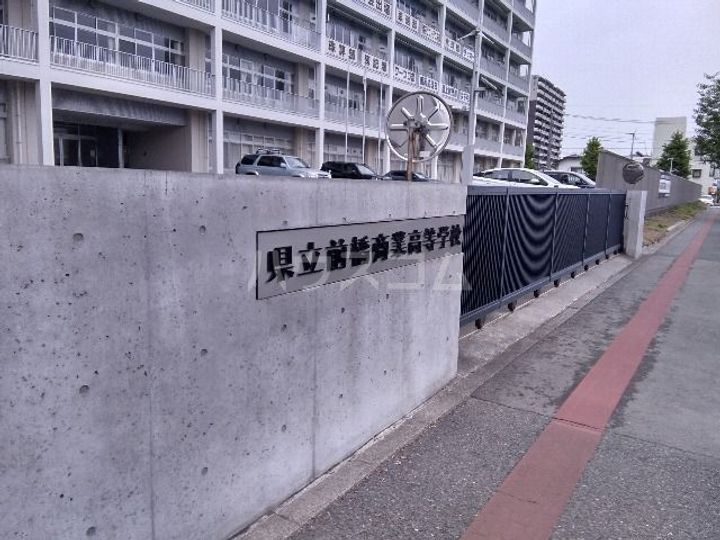 シャトレMの周辺