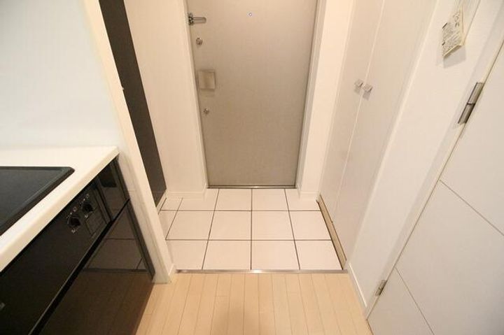 ガリシア早稲田の玄関